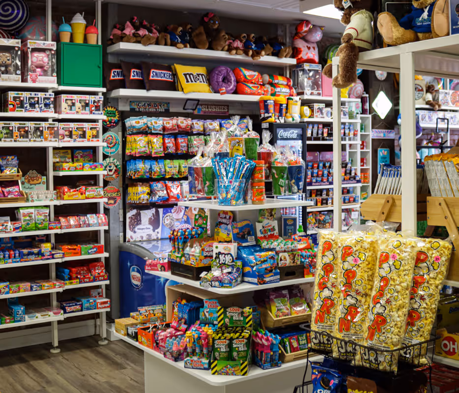 Bucky's Candy Shoppe - Store Tour