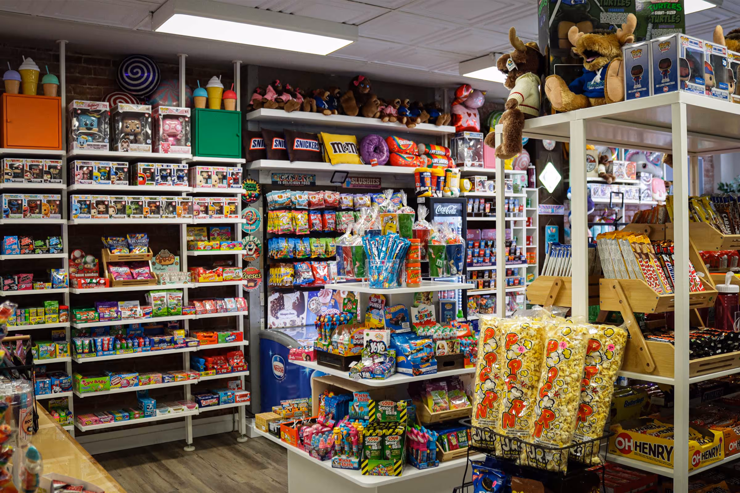 Bucky's Candy Shoppe - Gallery